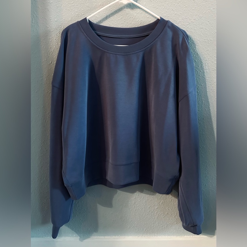 Lululemon - Softstreme Crewneck